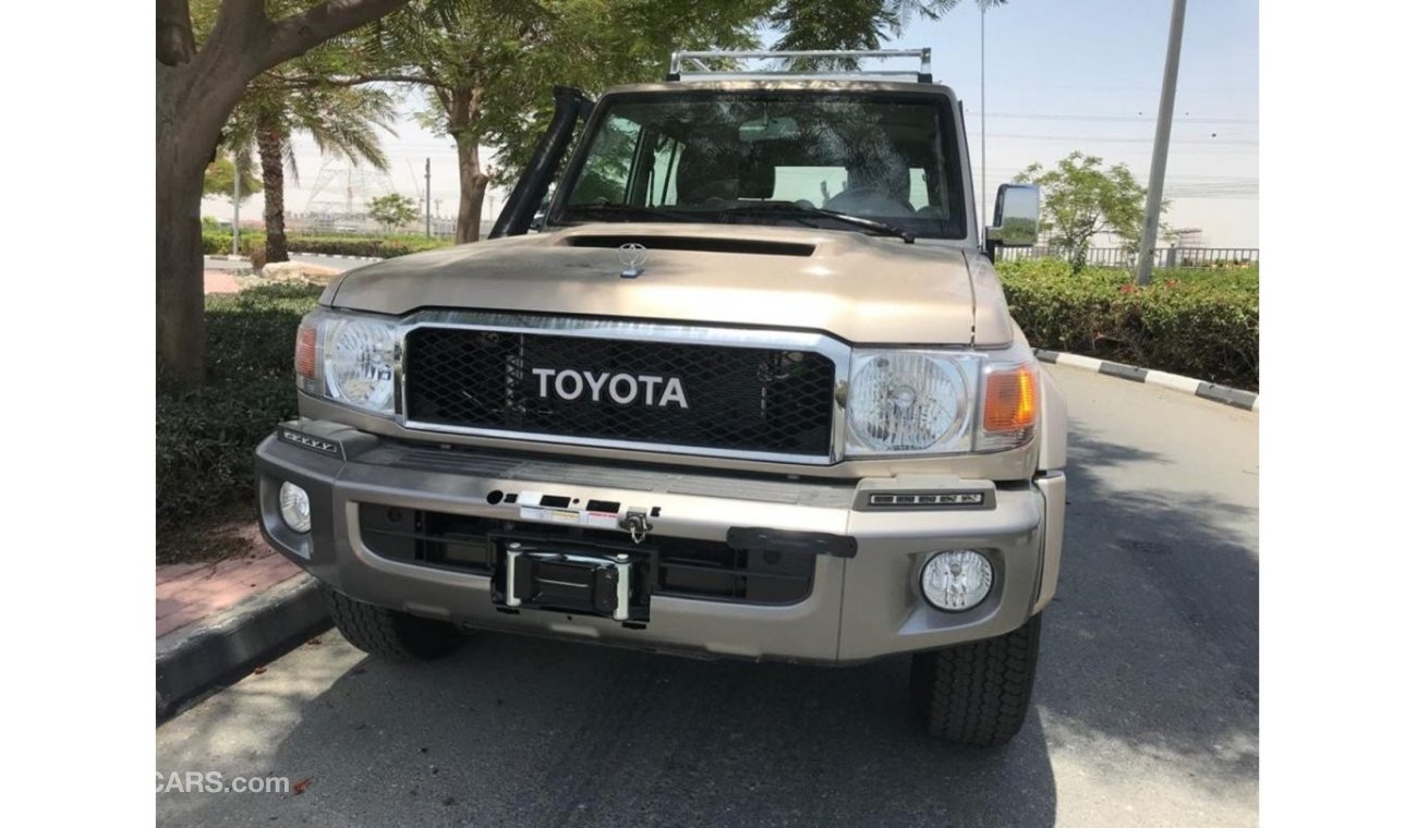 Toyota Land Cruiser Hard Top 4.5L Diesel 2020 Full Options For Export Only