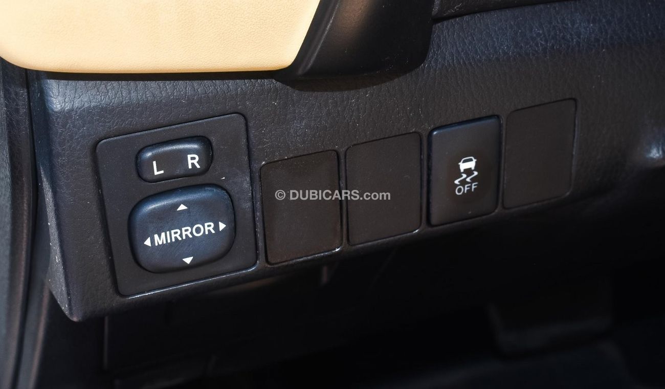 Toyota Corolla SE 2.0