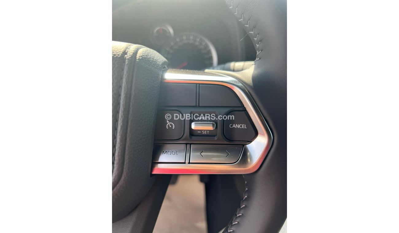 Toyota Land Cruiser 3.3L GXR 5 SEATER DIESEL TWIN TURBO AUTOMATIC TRANSMISSION