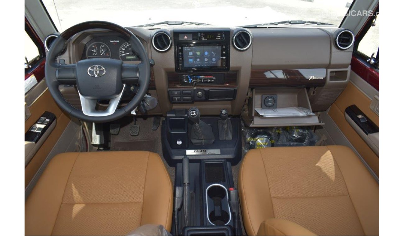 Toyota Land Cruiser Hard Top 71 4.0L V6 XTREME MT- 70TH ANNIVERSARY