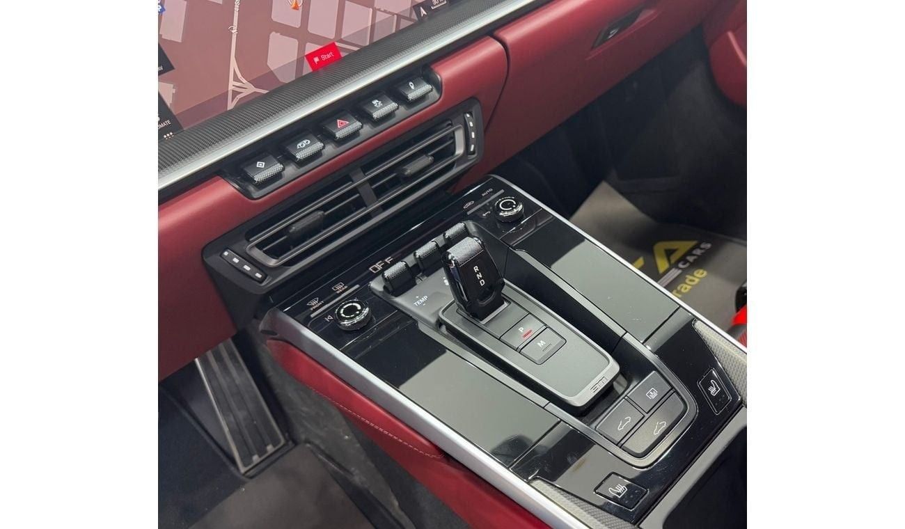 Porsche 911 Turbo 3.8L (575 HP) Coupe 2021 Porsche 911 Turbo, Jan 2026 Porsche Warranty, Carbon Fiber Package. L