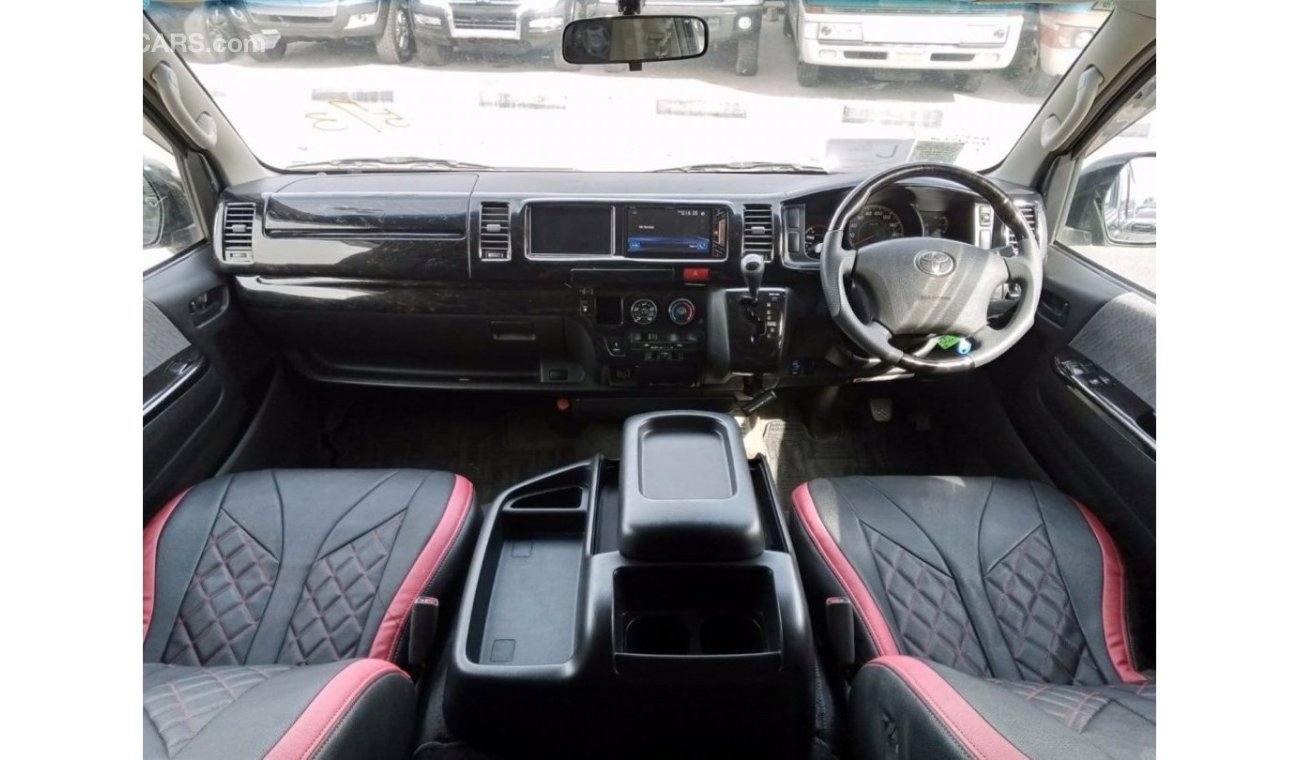 تويوتا هاياس TOYOTA HIACE 2008 MODEL (PM927)