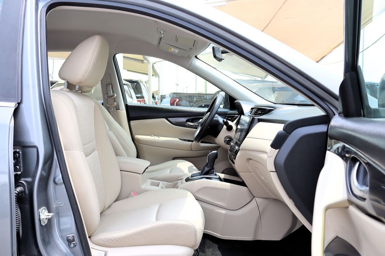 Nissan XTrail ACCICENTS FREE - GCC - PERFECT CONDITION INSIDE OUT - BASE