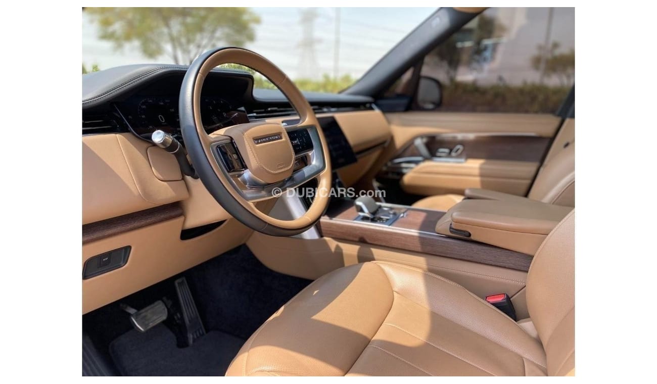 لاند روفر رينج روفر GCC SPEC UNDER WARRANTY AND SERVICE