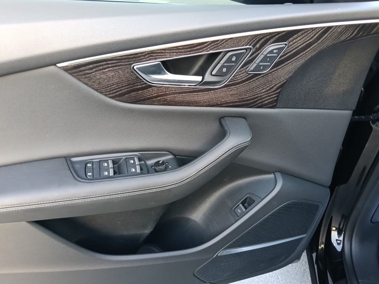 أودي Q8 55 TFSI quattro (340 HP)