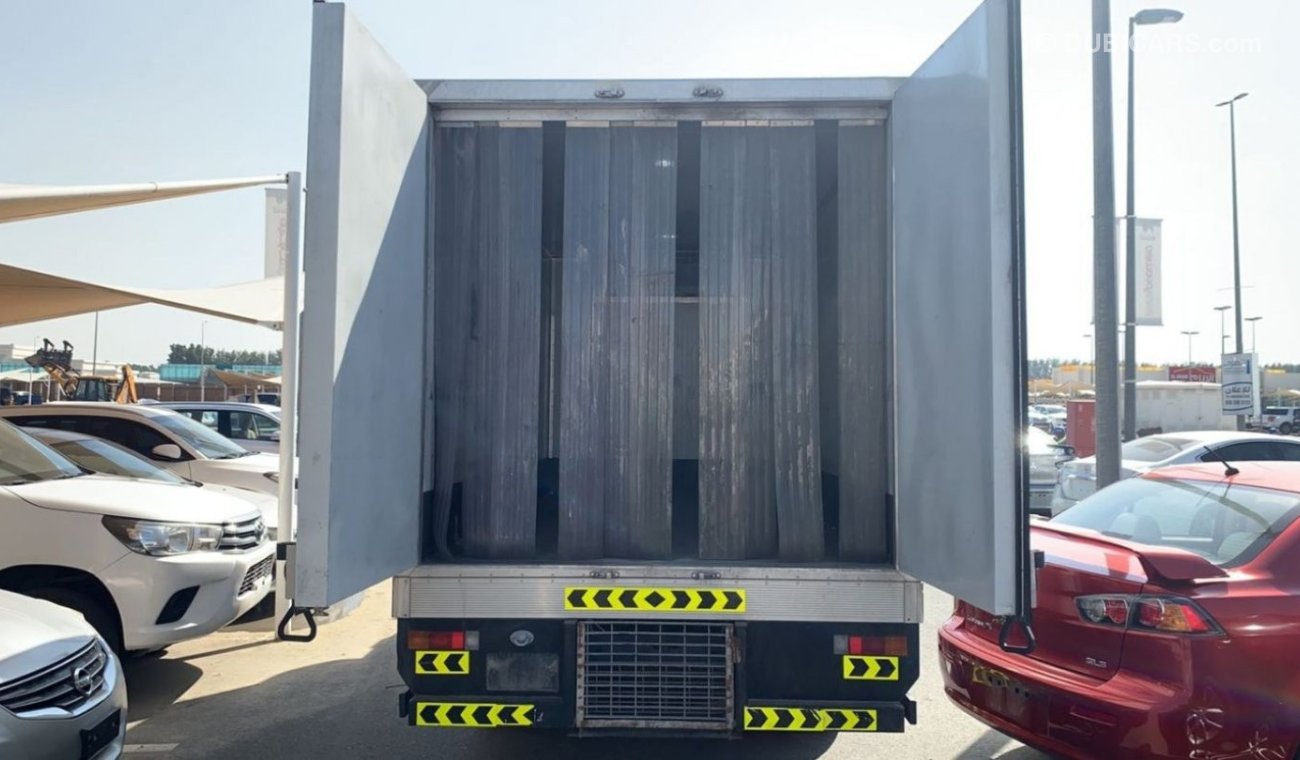 Mitsubishi Canter -Mitsubishi Canter 2017 Freezer Ref#25-22