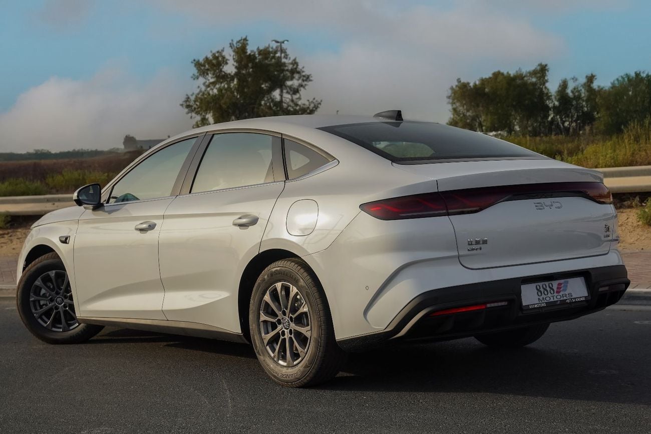 بي واي دي كين بلاس STD 2025 BYD Qin L DM-i Plug-in Hybrid 0Km