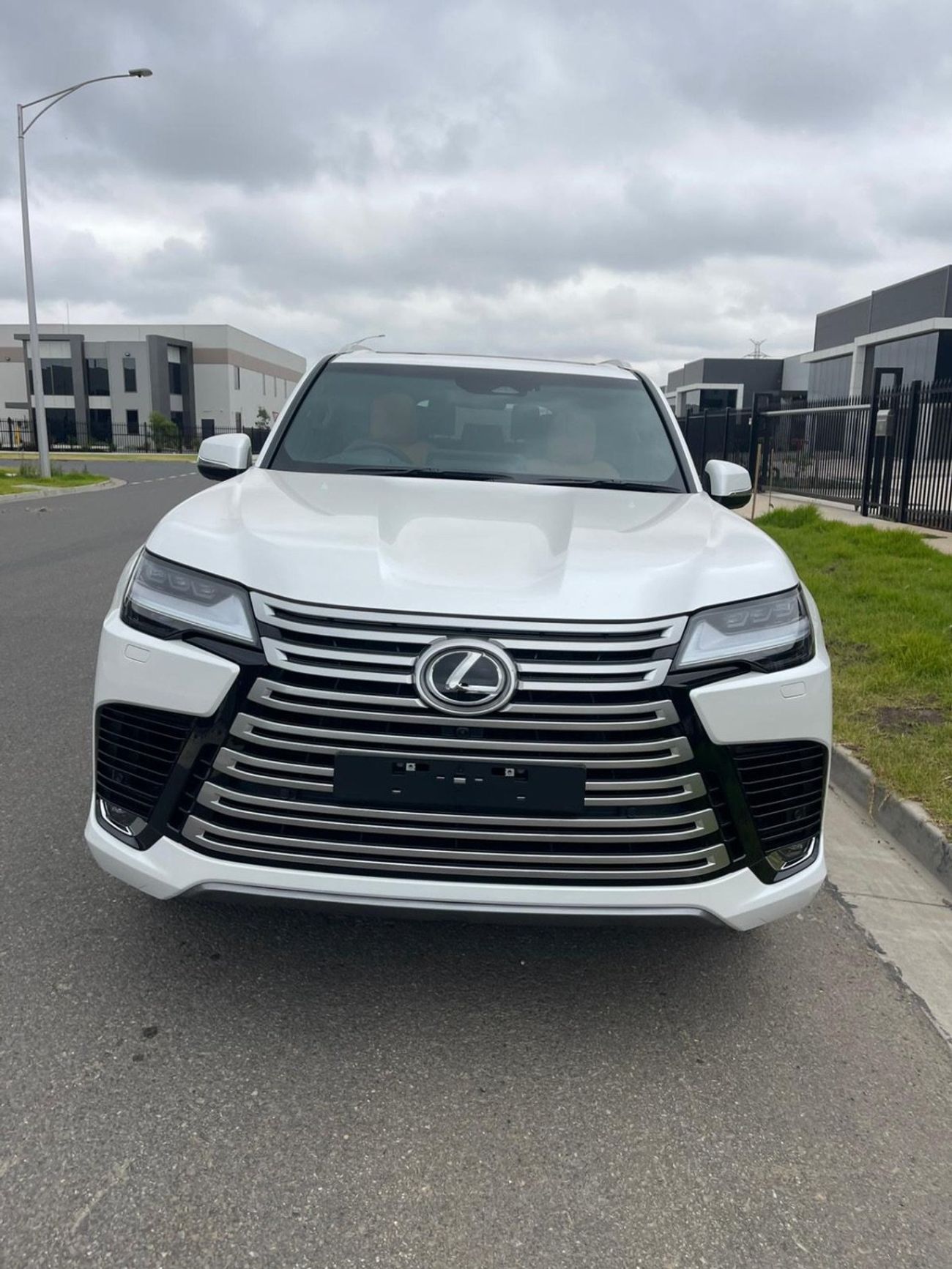 Lexus LX 500