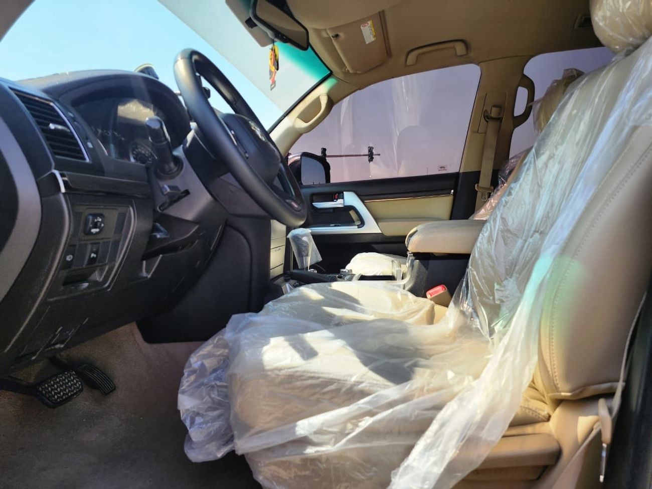 تويوتا لاند كروزر GXR V6 UPGRADE 2022