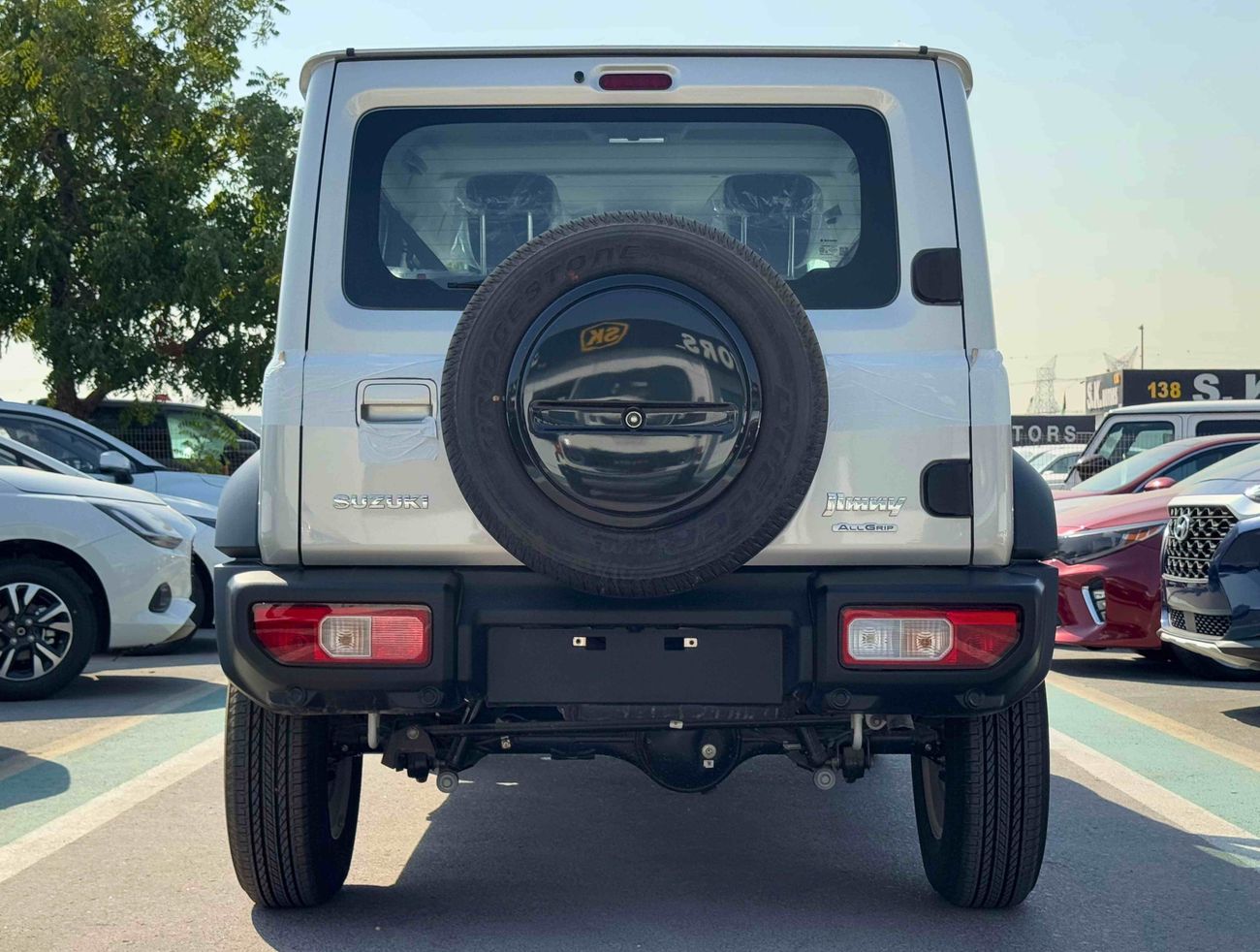 Suzuki Jimny GLX 5 DOOR / ALL GRIP OF ROAD / 1.5L V4 / A/T /  9" DISPLAY / 4X4 (CODE # 69012)