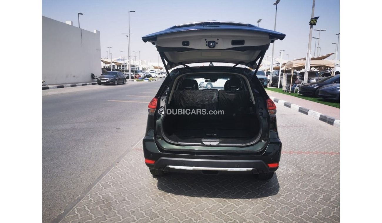 Nissan Rogue SV - AWD