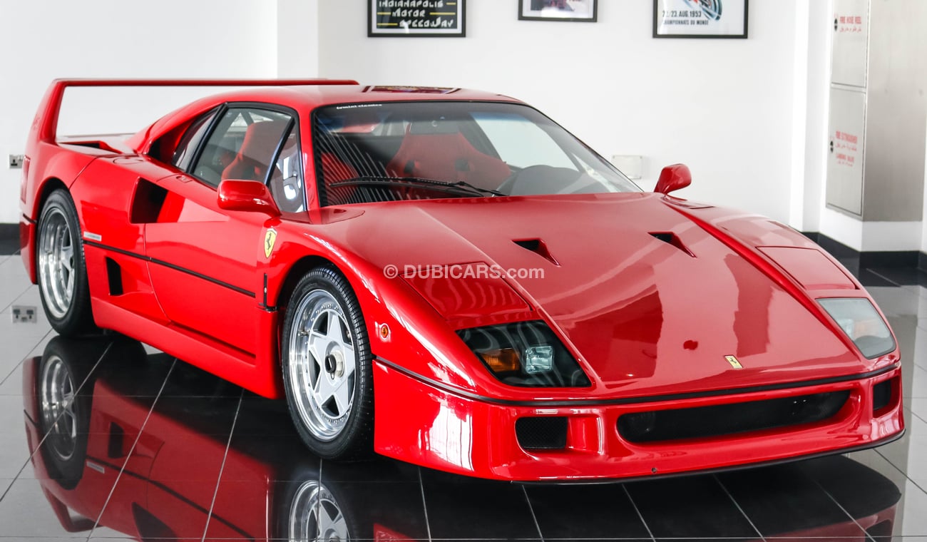 فيراري F40 Twin-Turbocharged V8