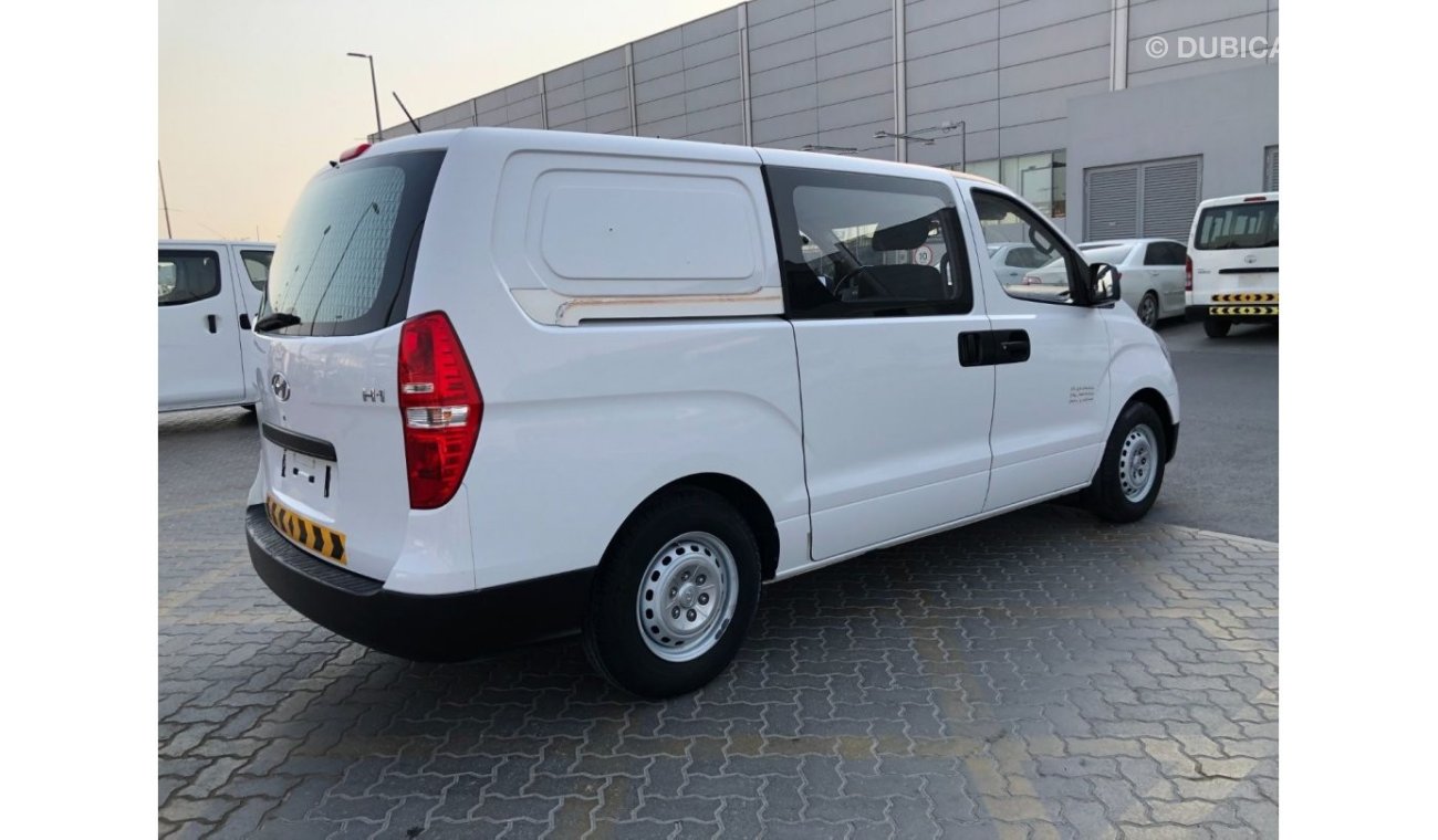 Hyundai H-1 GCC VAN