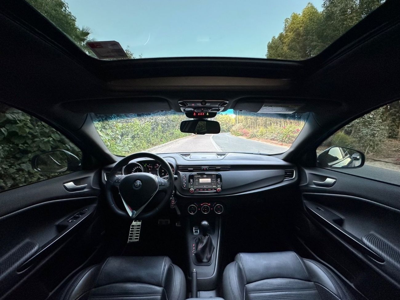 Alfa Romeo Giulietta Veloce 2021 – GCC Specs – 1.75L 4-Cylinder 241 HP – Perfect Condition