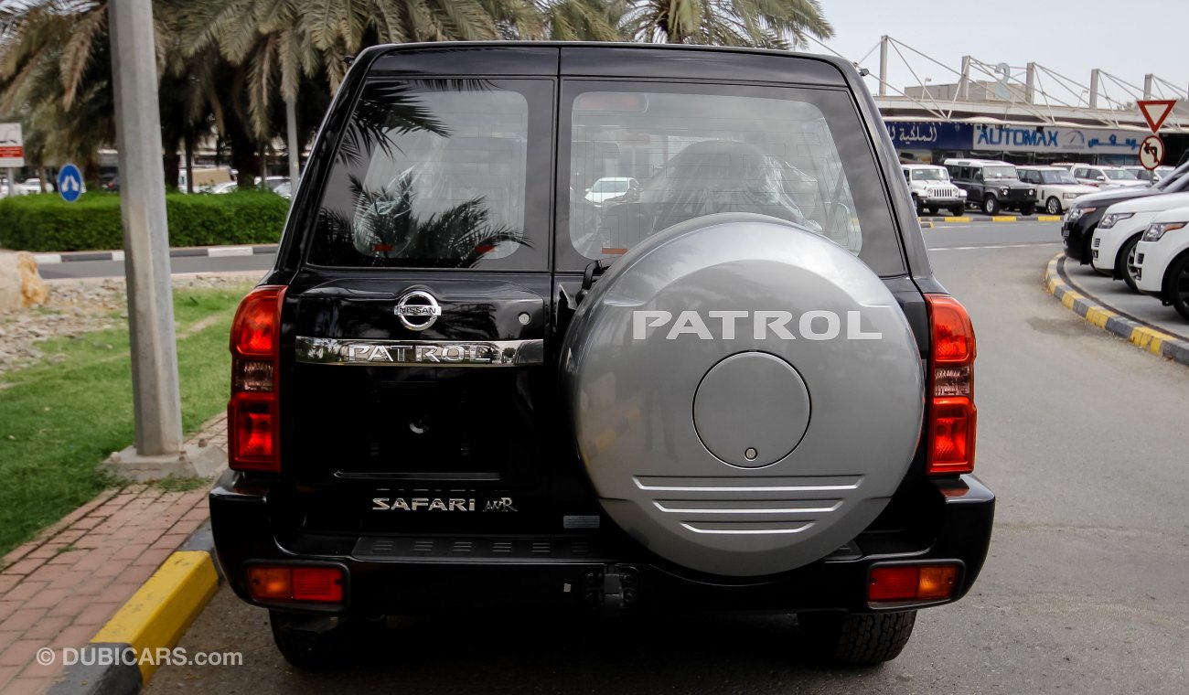 Nissan Patrol Safari HT AT 2 Door