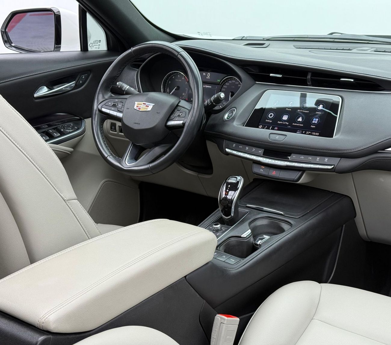 كاديلاك XT4 2022 Cadillac XT4 Luxury 350T, 2027 Cadillac Warranty + Service Pack, Excellent Condition, GCC