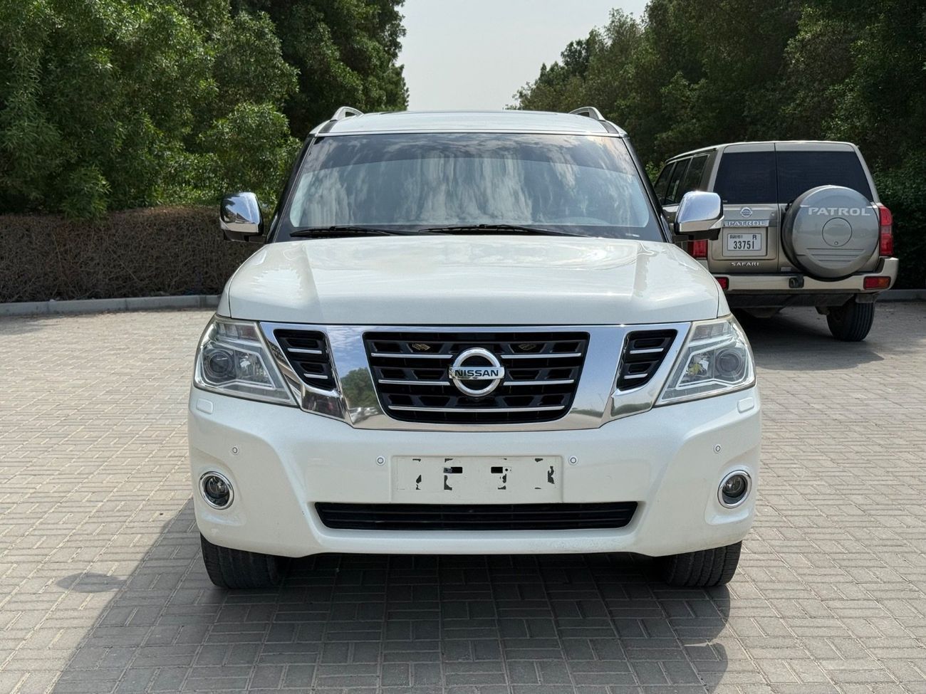 Nissan Patrol LE Platinum 5.6L نيسان باترول ٢٠١٥ بلاتينيوم ٥ كاميرات