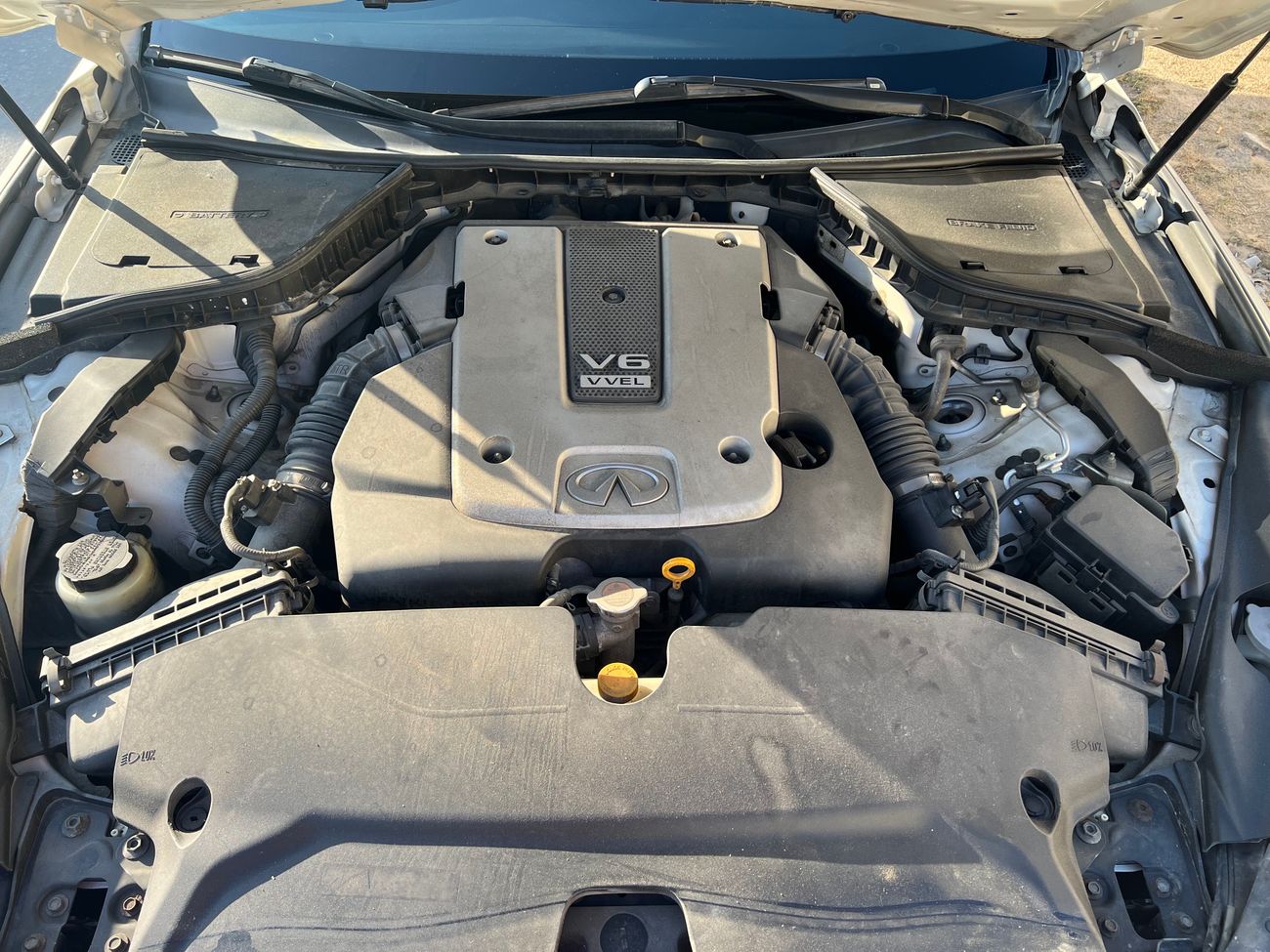 Infiniti Q50 3.7 AWD - Apple CarPlay/Android Auto