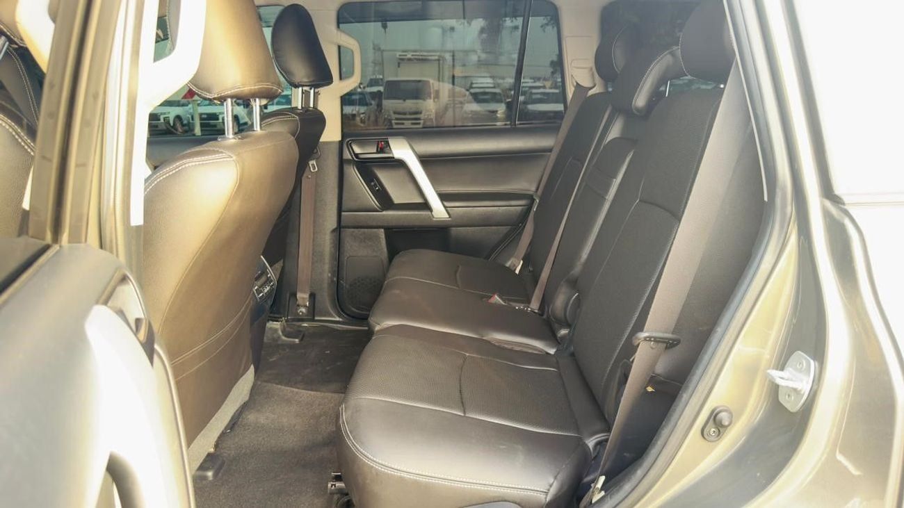 Toyota Prado OFF ROAD MODIFIED | MANUAL TRANSMISSION | AWNING CAMPING TENT | PUSH START | 2.8L DIESEL | RHD