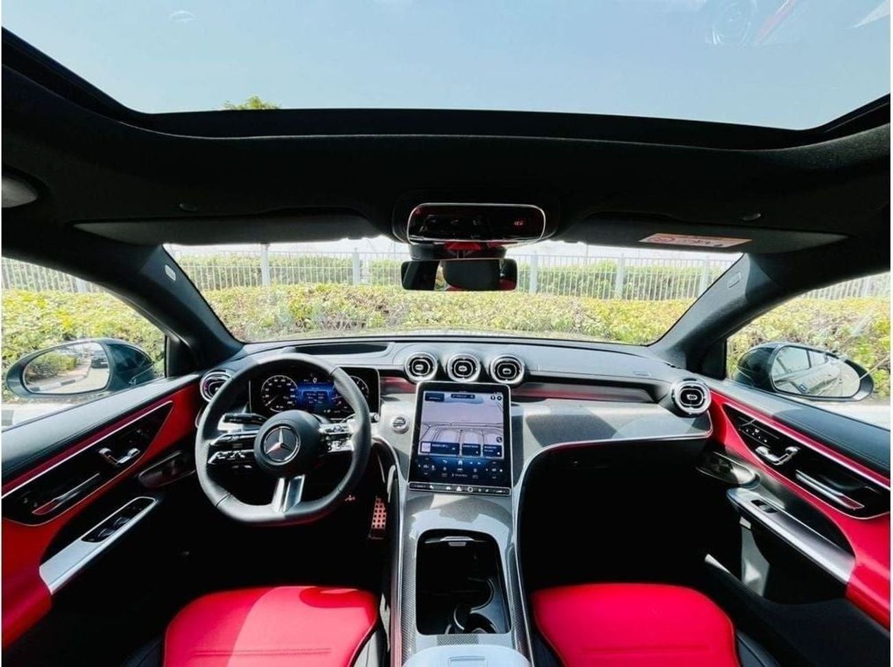 مرسيدس بنز GLC 200 | MERCEDES BENZ| GLC 200 4MATIC |GCC SPECS | YEAR 2024 | 5 YEAR WARRANT YEAR SERVICE CONTRACT