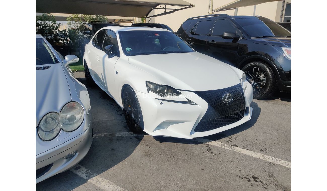 Lexus IS350 F sport GCC specs full options