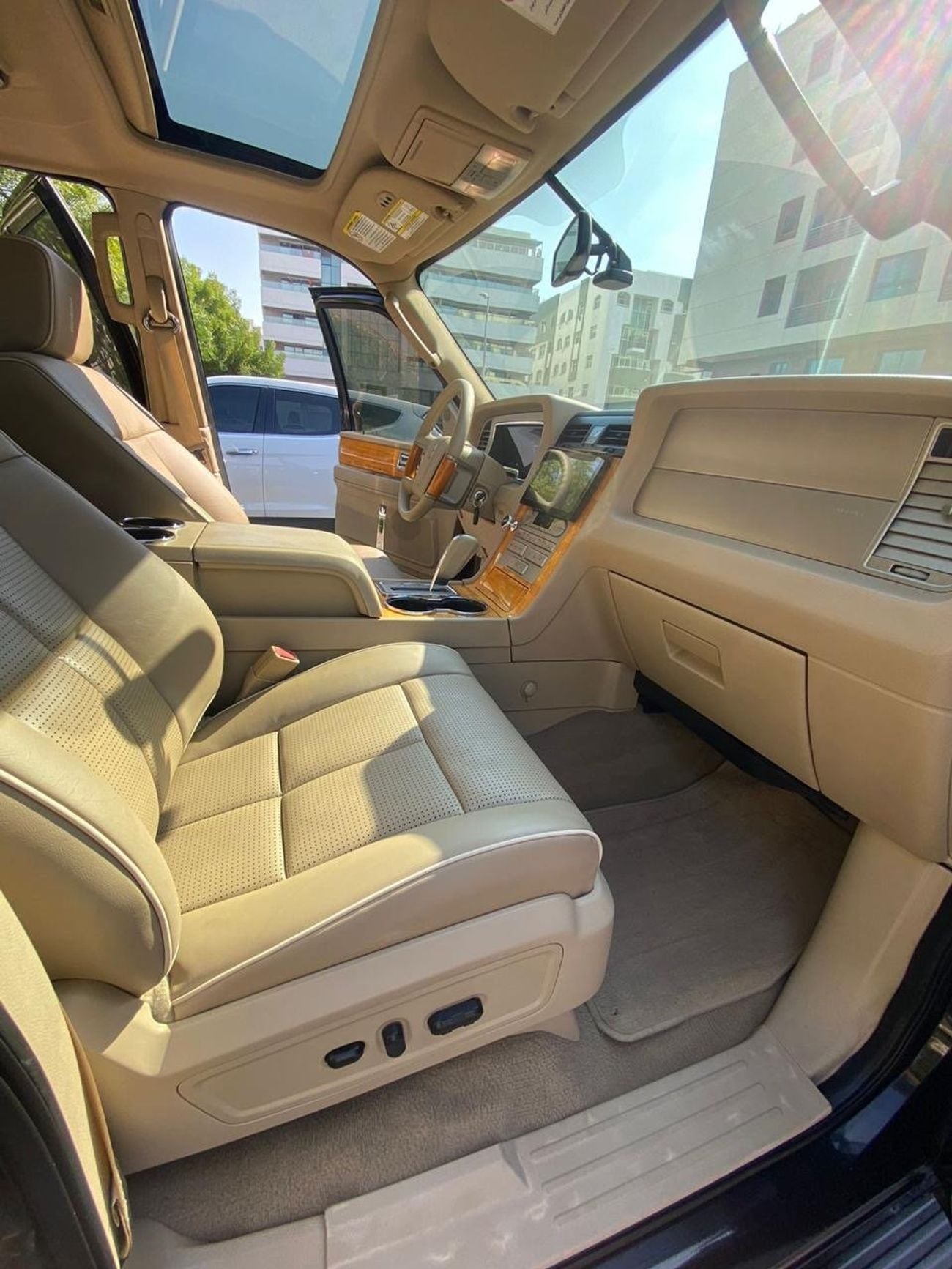 Lincoln Navigator