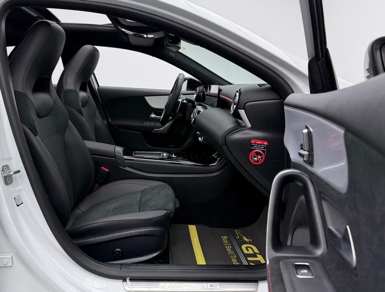 Mercedes-Benz A 35 AMG 2024 Mercedes Benz A35 AMG, 2029 Mercedes Warranty + Service Pack, Very Low Km, GCC