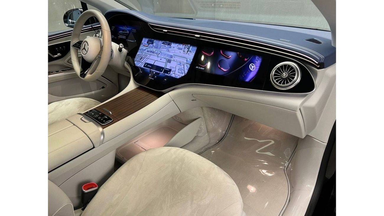 Mercedes-Benz EQS 580 Premium + Mercedes EQS 580 First Edition. GCC