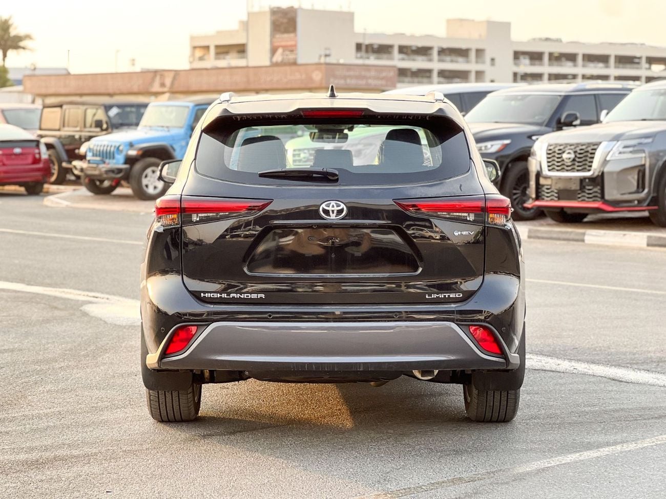 تويوتا هايلاندر LTD HEV 2.5L - EXPORT ONLY