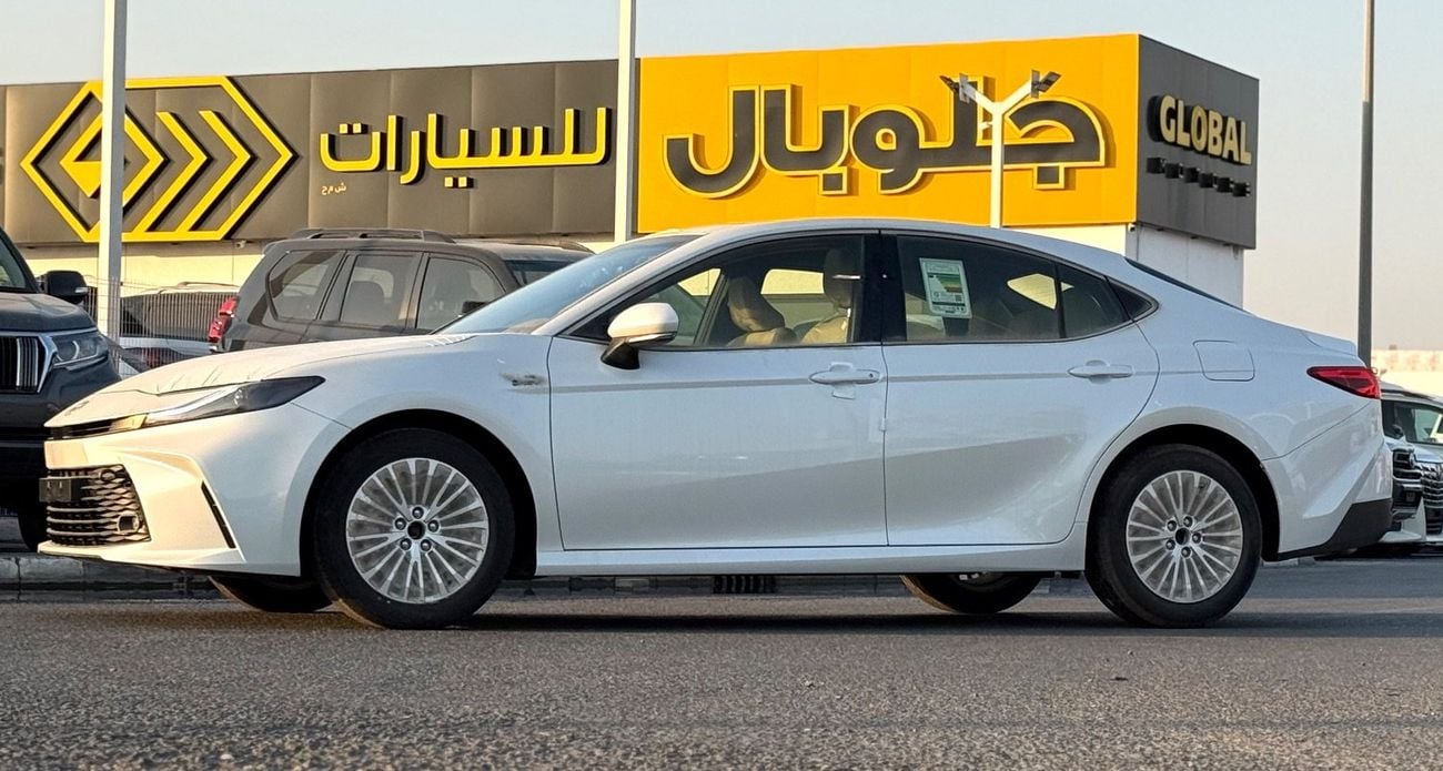 Toyota Camry XLE 2.5L Hybrid