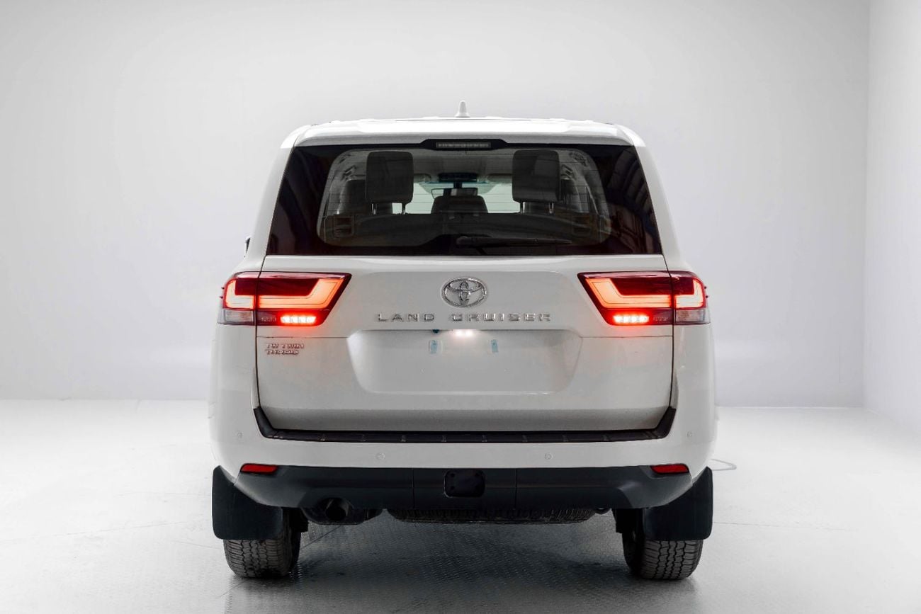 Toyota Land Cruiser LC300 EXR 3.3L - Pearl White Inside Black | Export Only