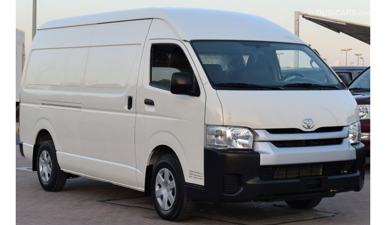 Toyota Hiace TOYOTA HIACE HIGHROOF 2017 (DELIVERY VAN)