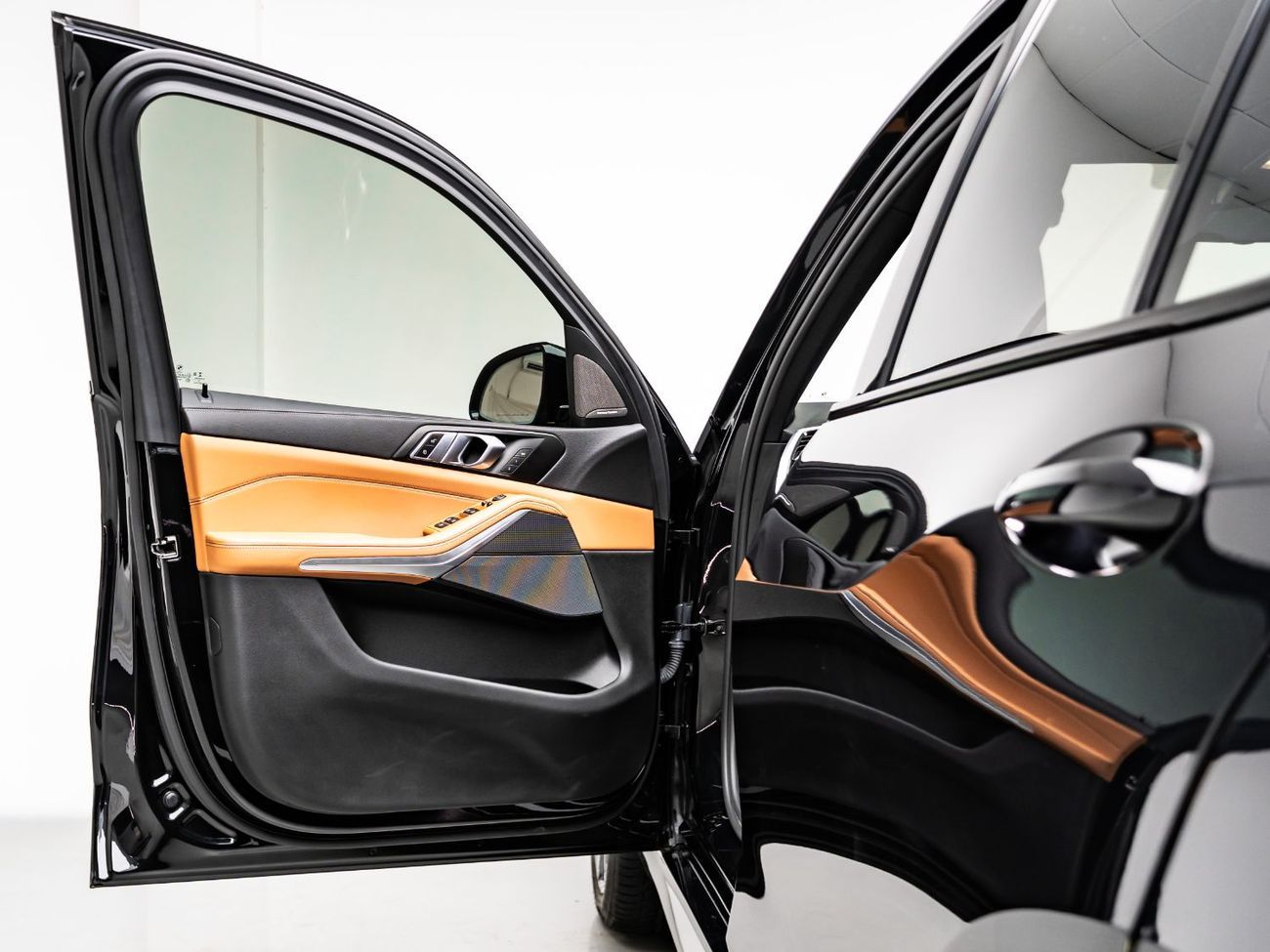 BMW X5 40i M Sport 3.0L 2023 BMW X5 xDrive 40i M Sport, 3.0 TC I6, AWD, 340bhp, 8 Speed Auto.