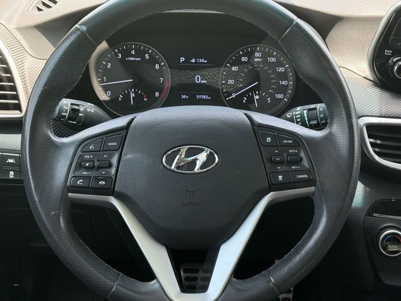 Hyundai Tucson GL TOP 2019 Hyundai Tucson Limited 2.4L - American Specs - Excellent Condition