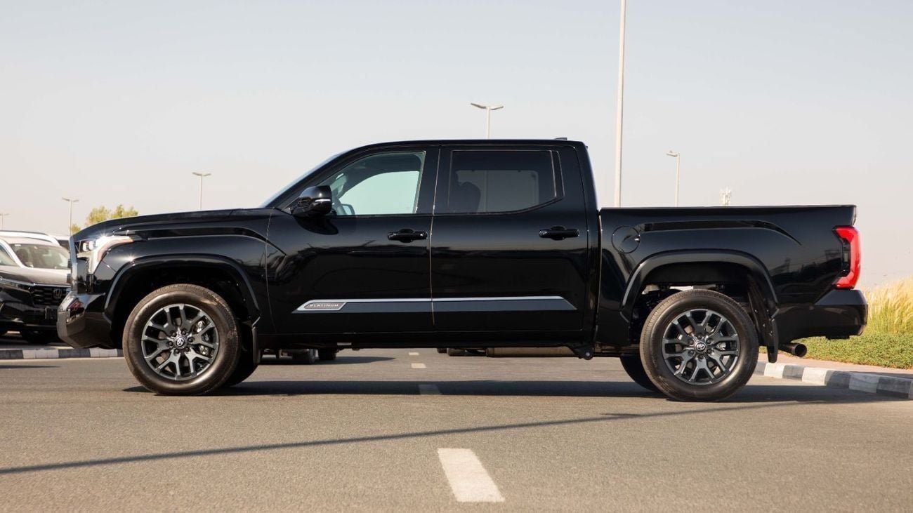 Toyota Tundra CREWMAX PLATINUM 4WD | 2025 | For Local Registration +10%