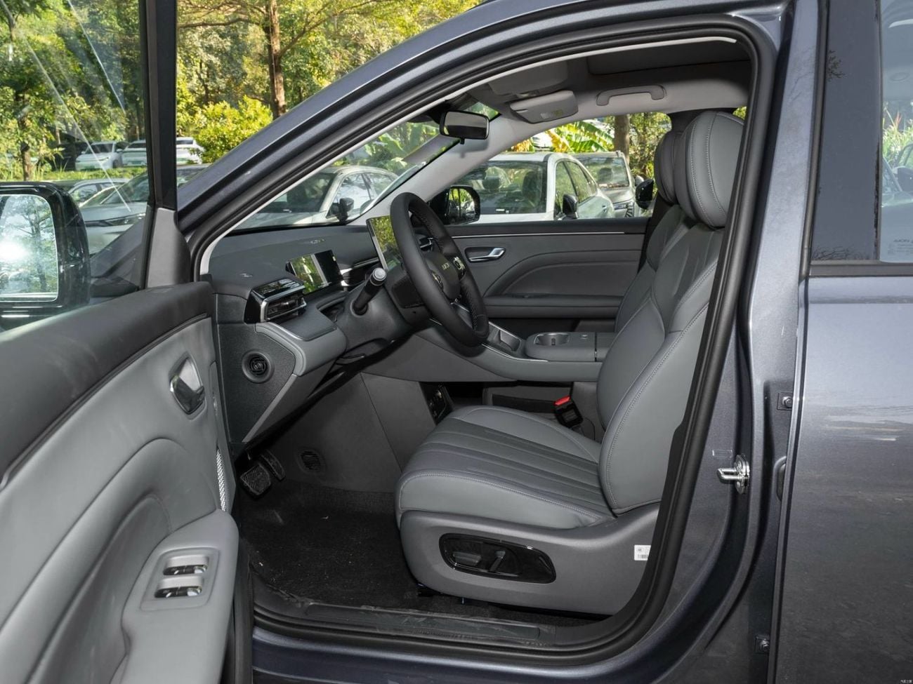 جي إيه سي أيون i60 GAC Aion i60 1.5L PLUG IN HYBRID  230 KM MODEL 2025