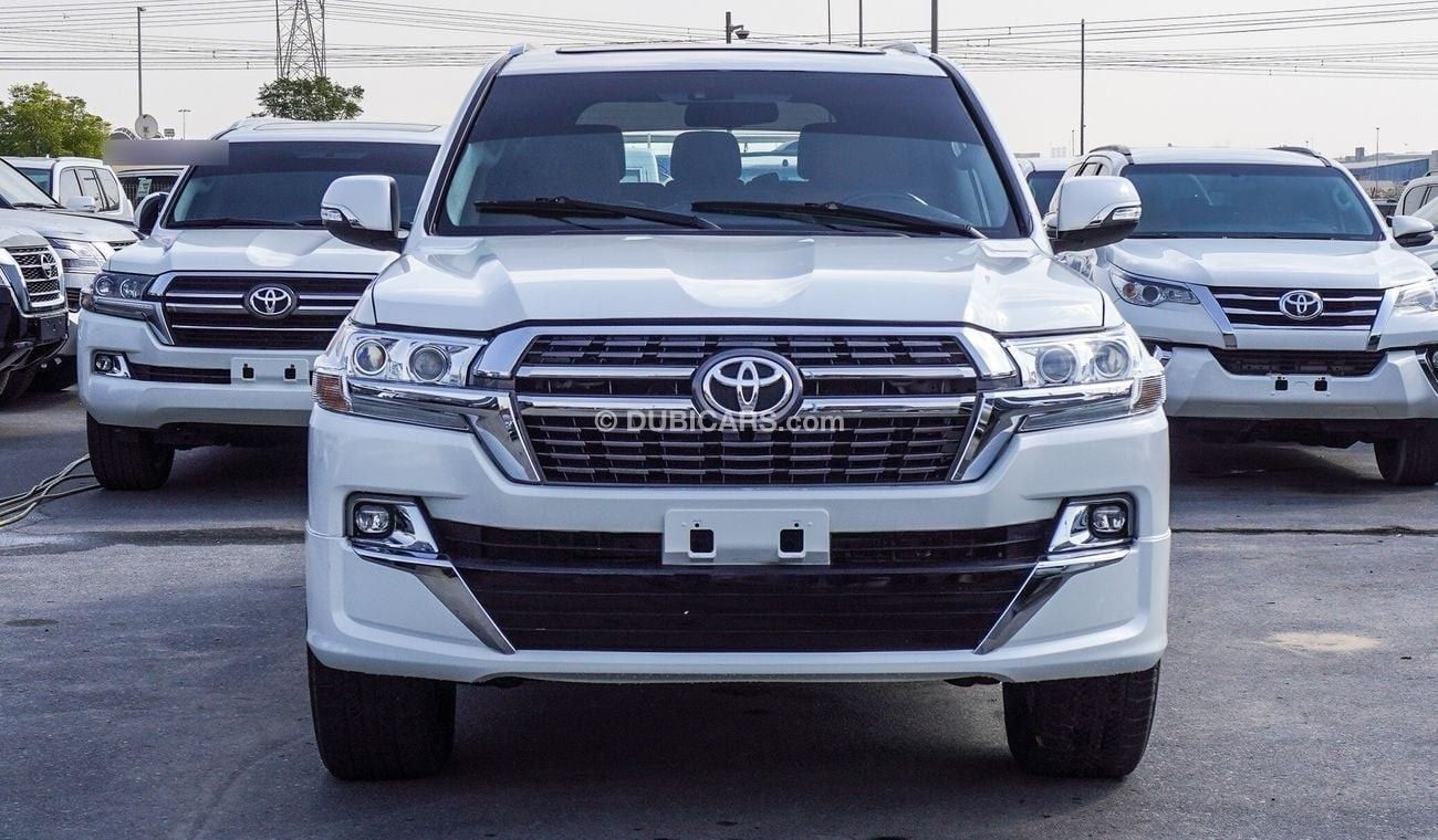 Used Toyota Land Cruiser GXR V8 2021 for sale in Dubai - 805243