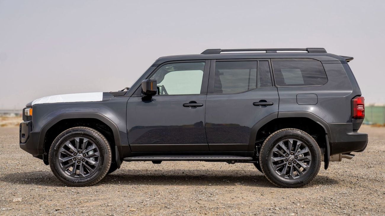 Toyota Prado Adventure Mono Tone 2.4T