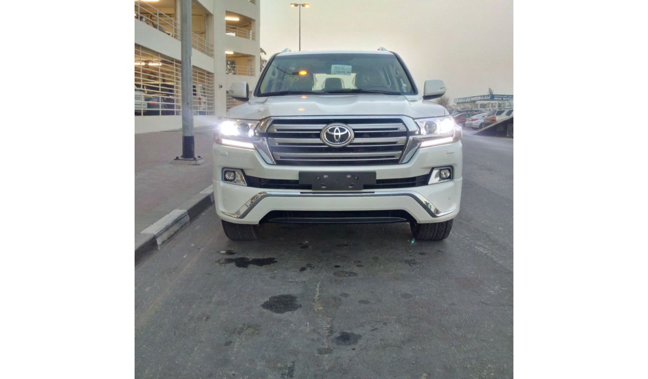 Toyota Land Cruiser Petrol GXR Premium V8