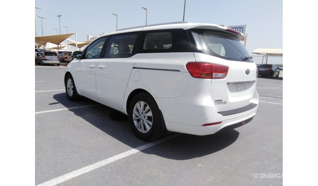 Kia Carnival Kia carnival 2017 g cc full automatic accident free