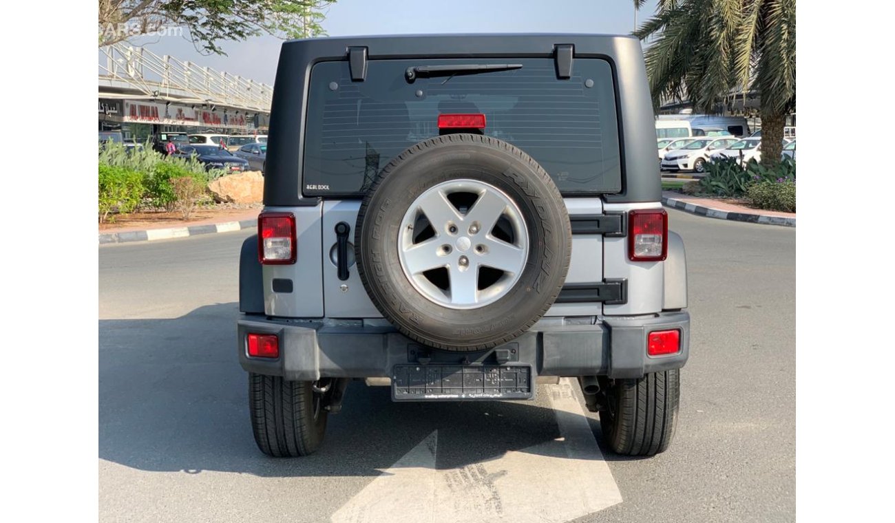 Jeep Wrangler Unlimited Sport GCC With dealership warranty