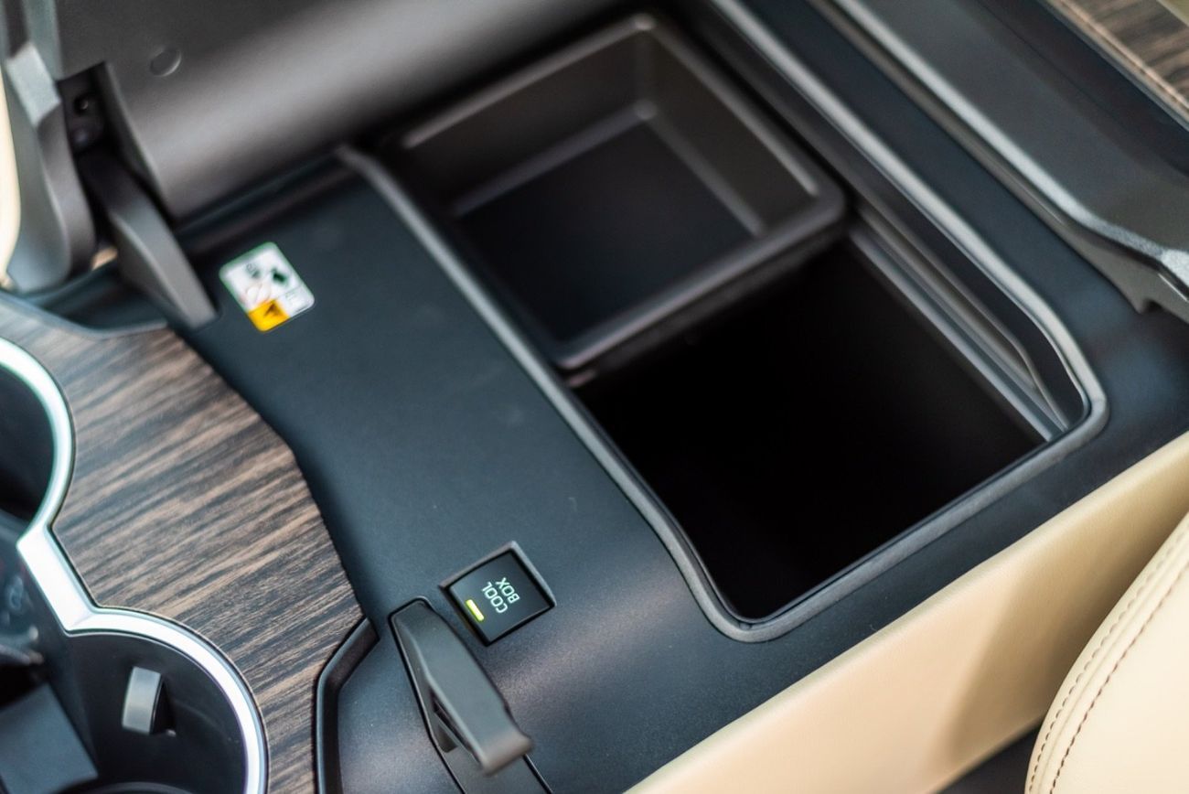 تويوتا لاند كروزر 