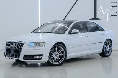 أودي S8 2009 Audi S8 V10, Clean Title, Zero Paint, GCC
