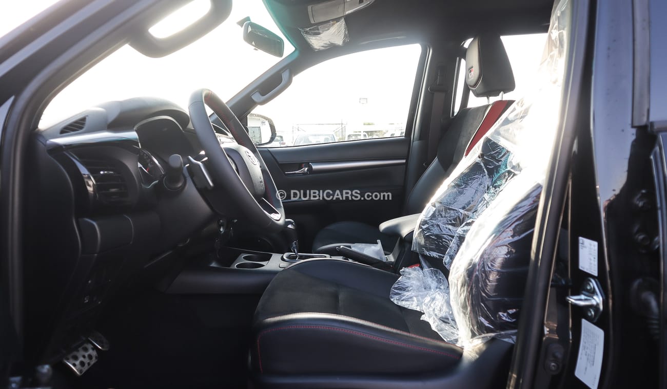 تويوتا هيلوكس GR sport