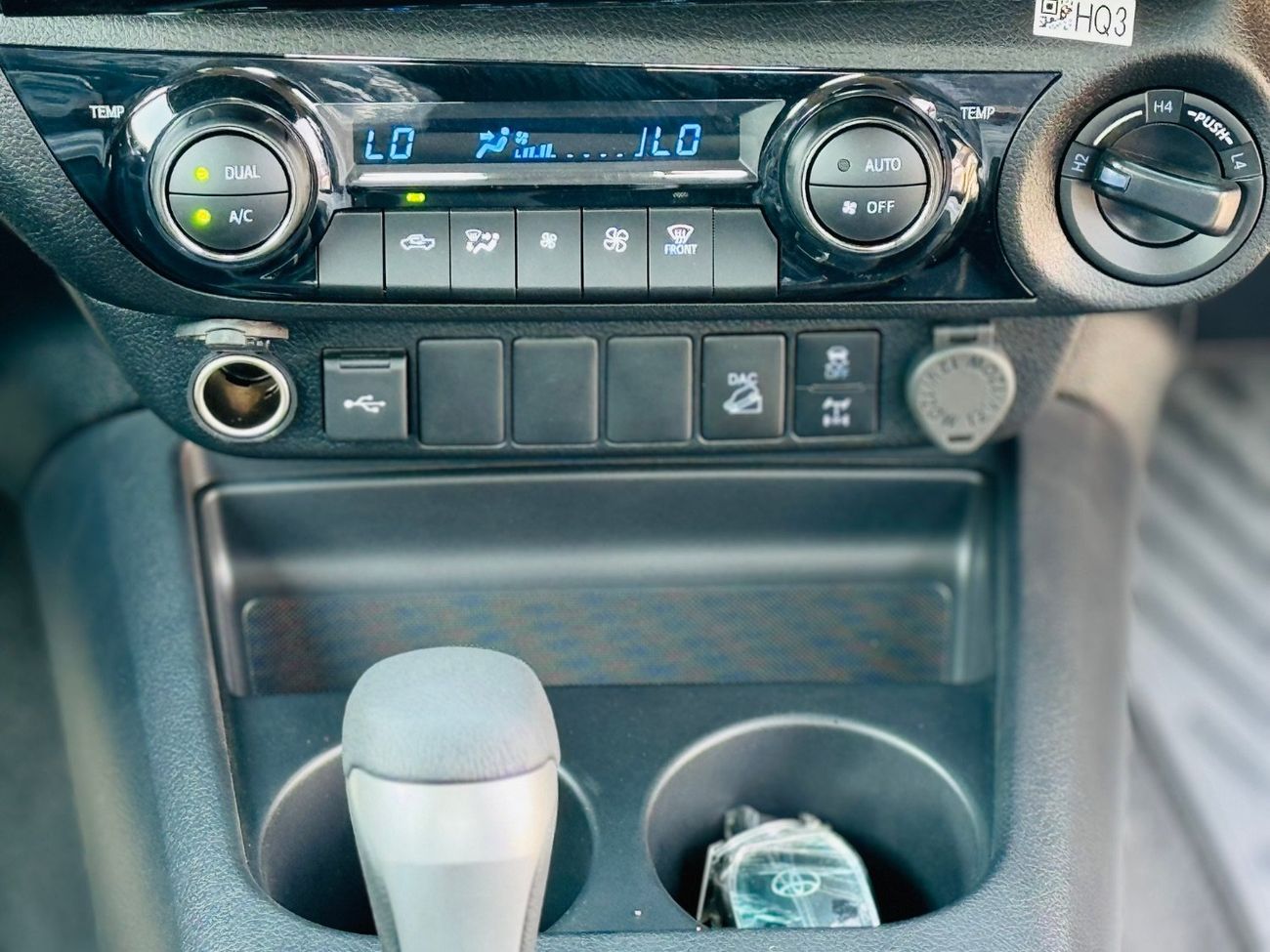 تويوتا هيلوكس TOYOTA HILUX ROCCO 2025 RHD