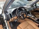 Porsche Cayenne PORSCHE CAYENNE TURBO 2015 | PANORAMIC ROOF | SPORTS CHRONO PACKAGE | FULL CARBON INTERIOR PACKAGE