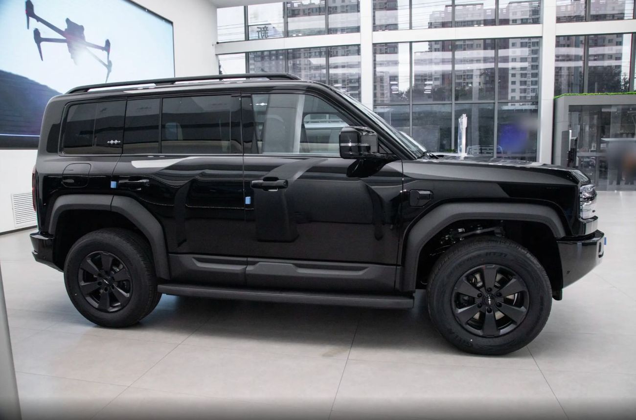 بي واي دي ليوبارد 5 210KM Sky God Ultra Edition