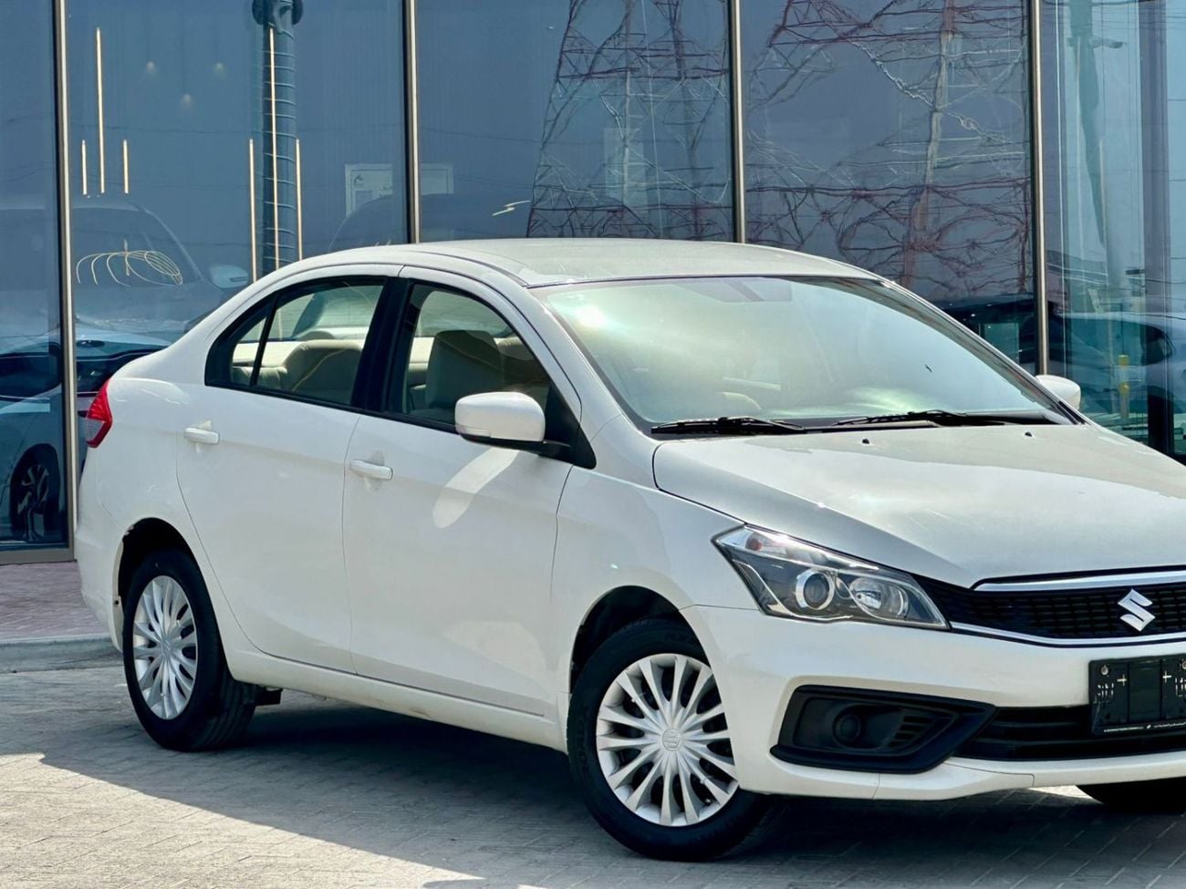 سوزوكي سياز 470-Monthly l GCC l Camera, GPS l Accident Free