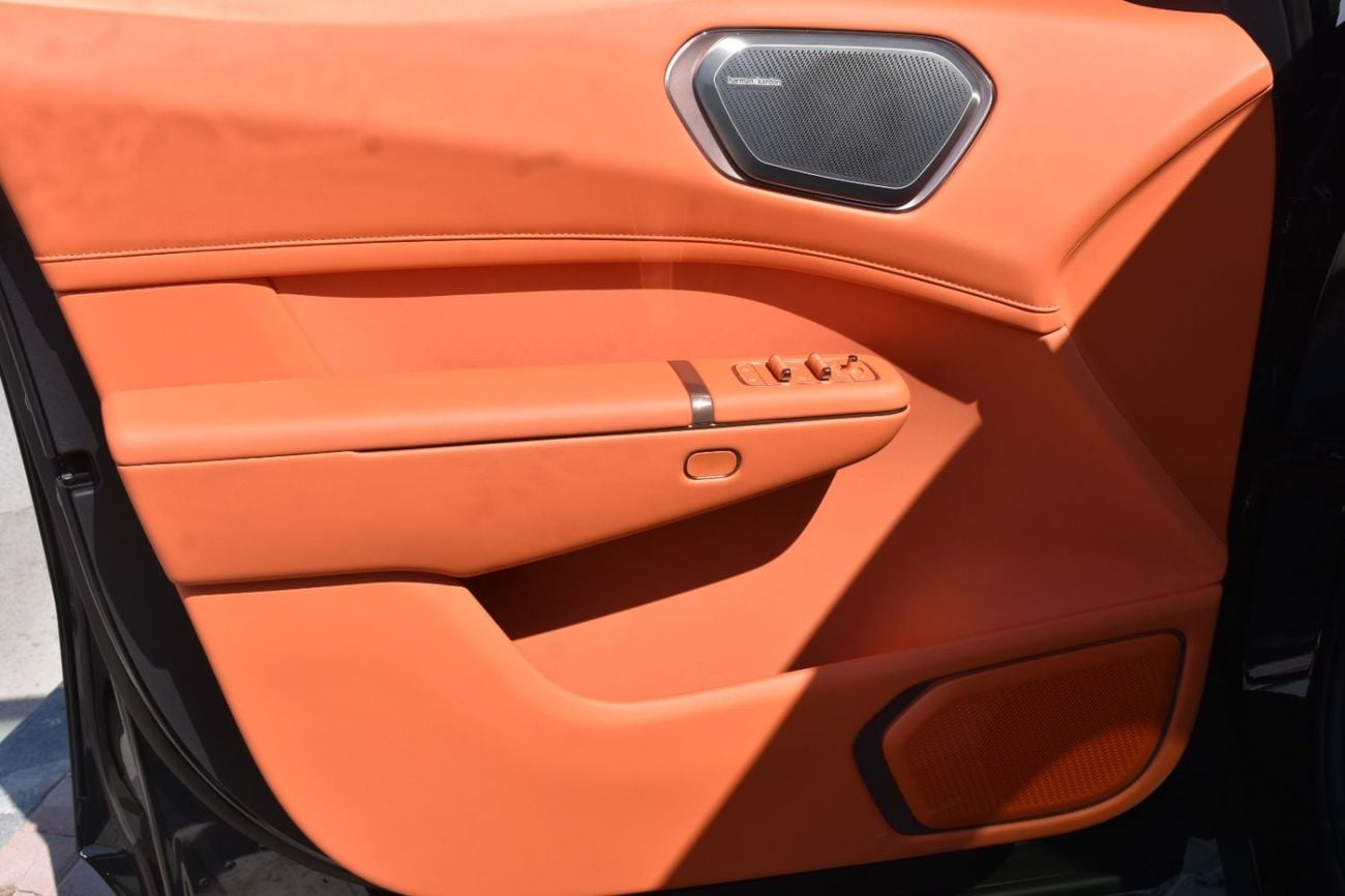 لينك أند كو 900 900 EM