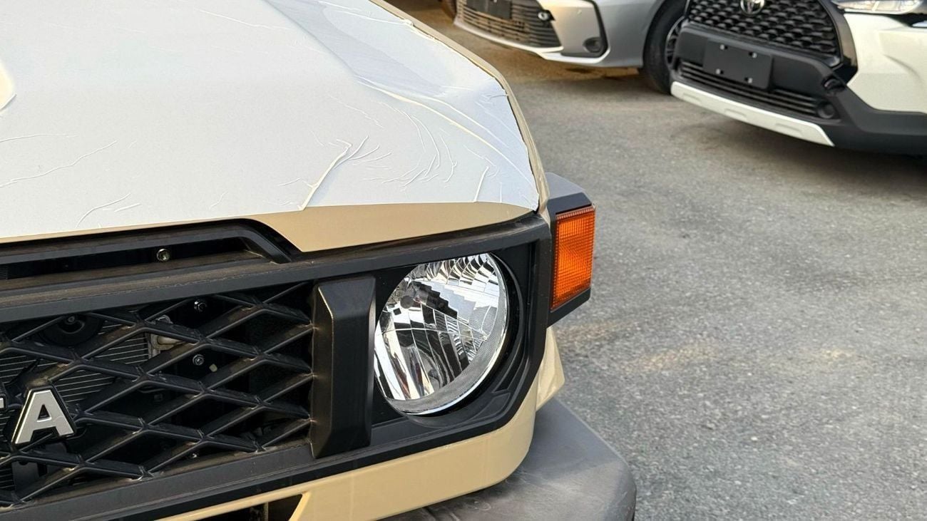 تويوتا لاند كروزر 70 LC 78 4.0 V6 PETROL MANUAL